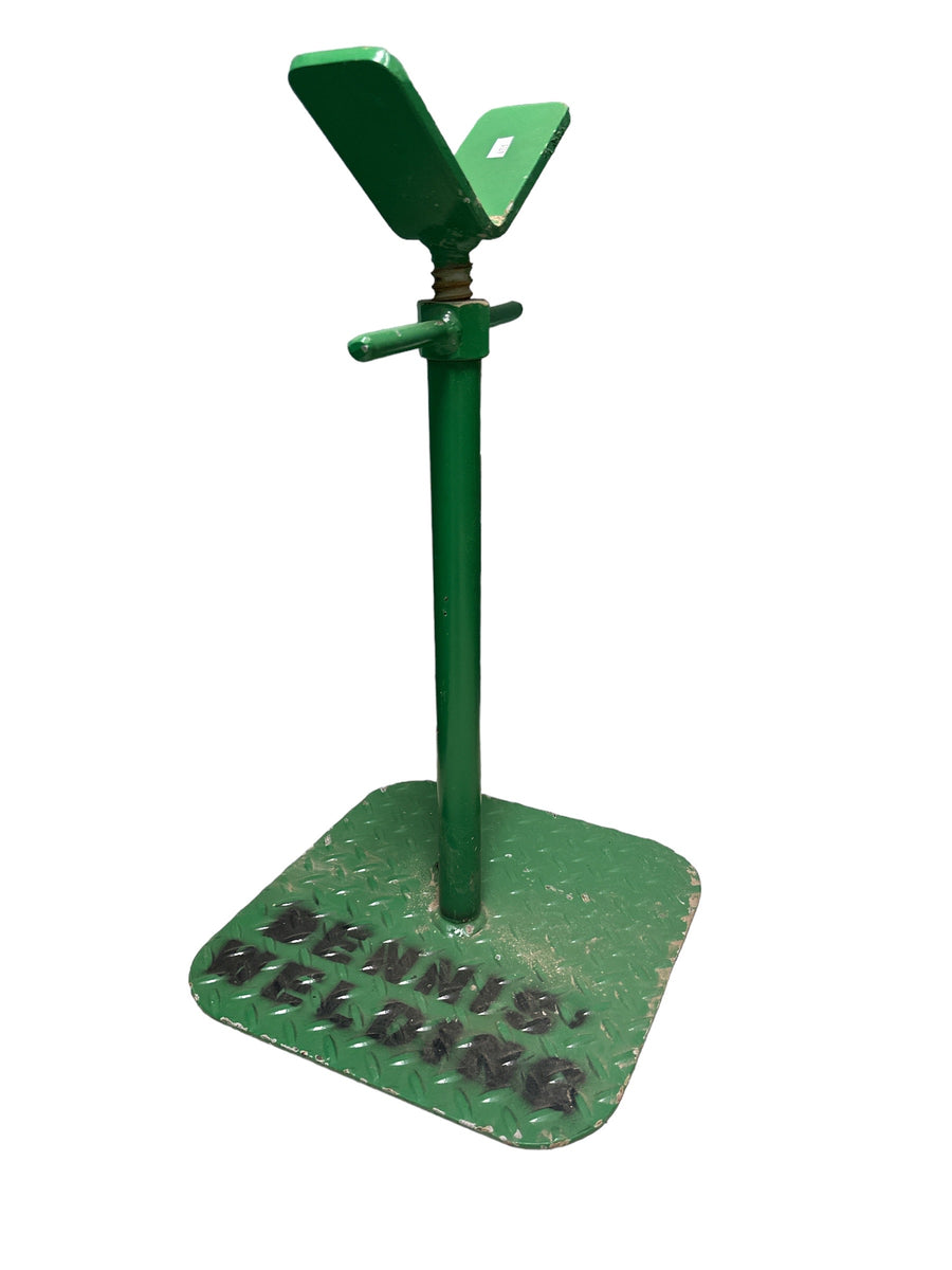 Mini Pipe Stand
